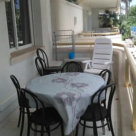 Apartamento Mediterraneo Lägenhet *